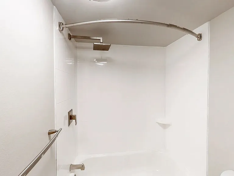 The Evalee Apartments — Photo 90