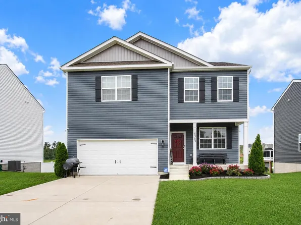 5303 Valley View Rd, Spring Grove, PA 17362
