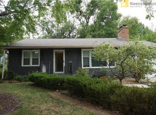 7728 Roe Ave, Prairie Village, KS 66208