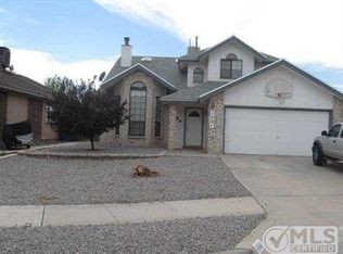 1061 Desierto Luna St, El Paso, TX 79912