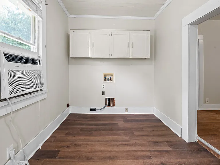 113 Residence St — Photo 18