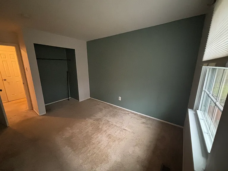 1568 S Coventry Ln — Photo 14