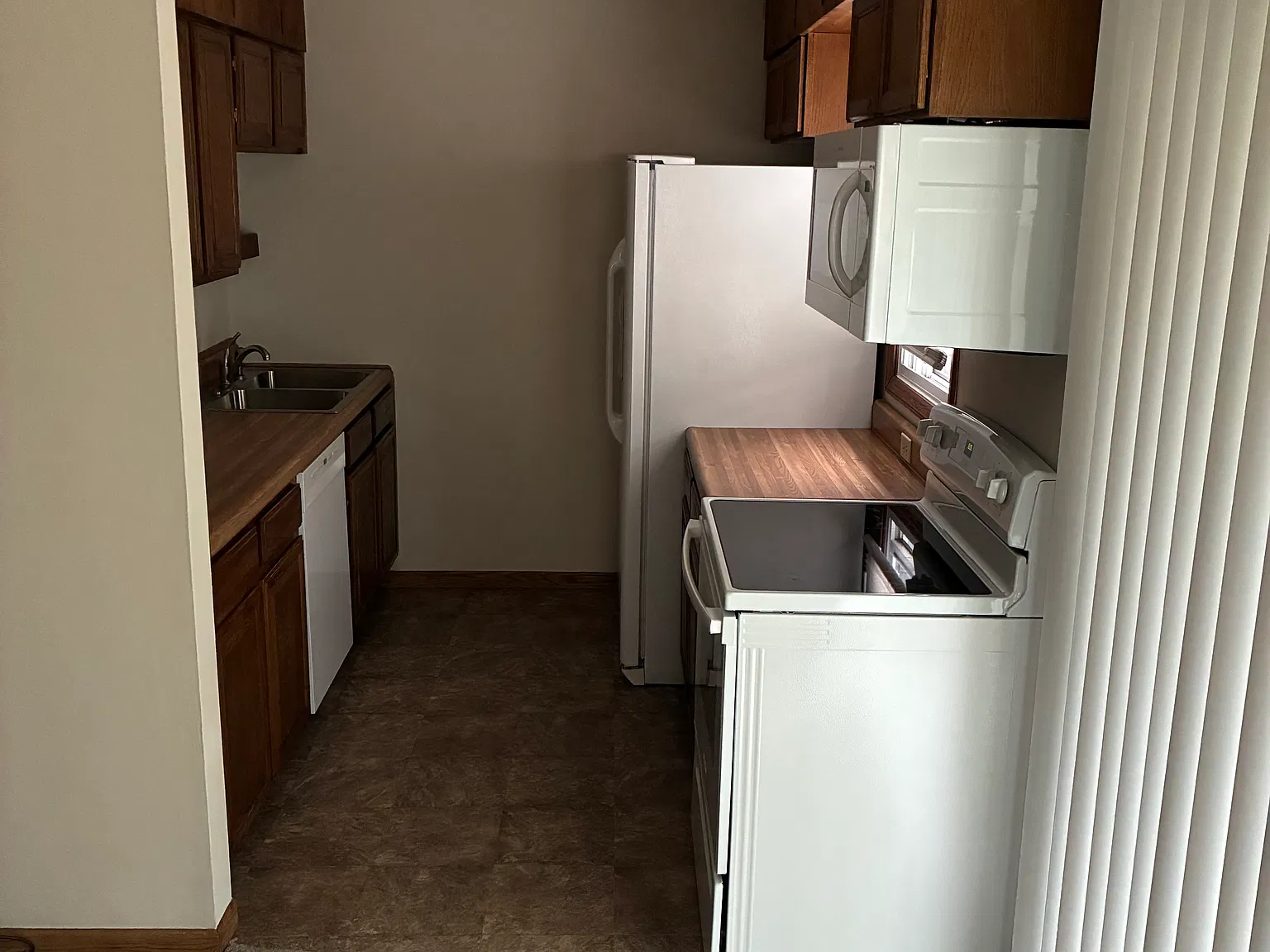 3 bed, 1500 sqft, $1,350 — Photo 4