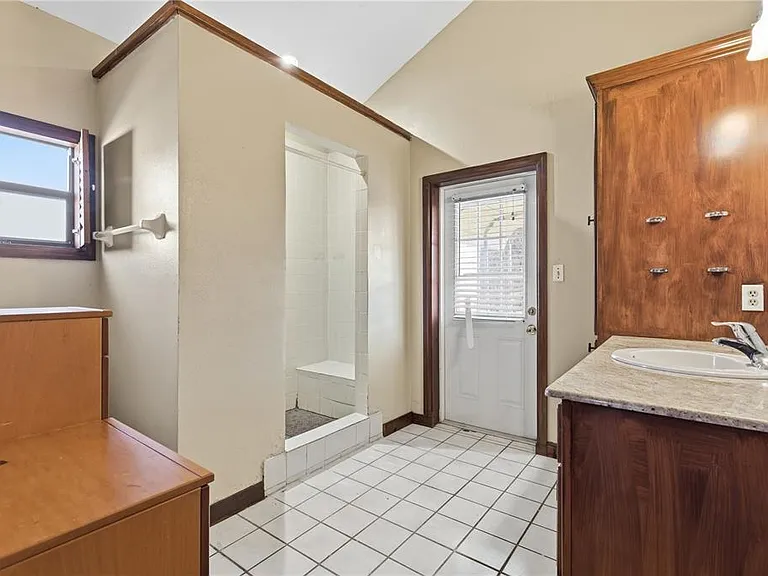 10301 Trail Ridge Ln — Photo 18