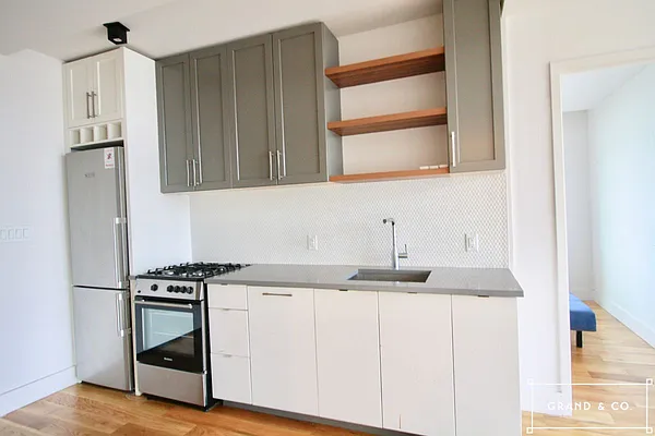 Rented by Grand & Co. | media 20