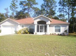 8399 N Manuetta Dr, Citrus Springs, FL 34434