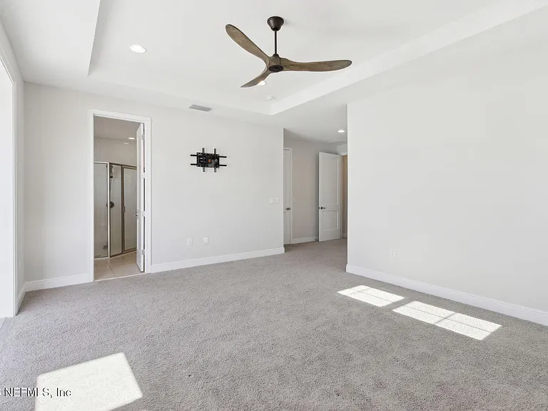 401 Marquesa Cir — Photo 27