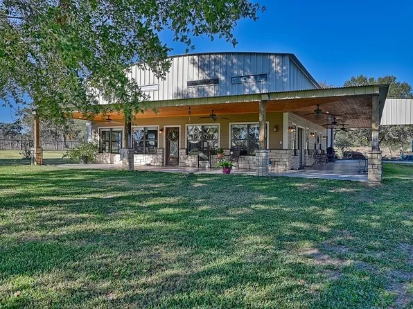 1213 County Road 273, Weimar, TX 78962