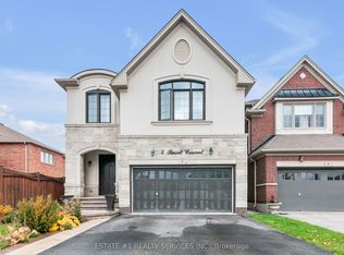 4 Bassett Cres, Brampton, ON L6X5G2