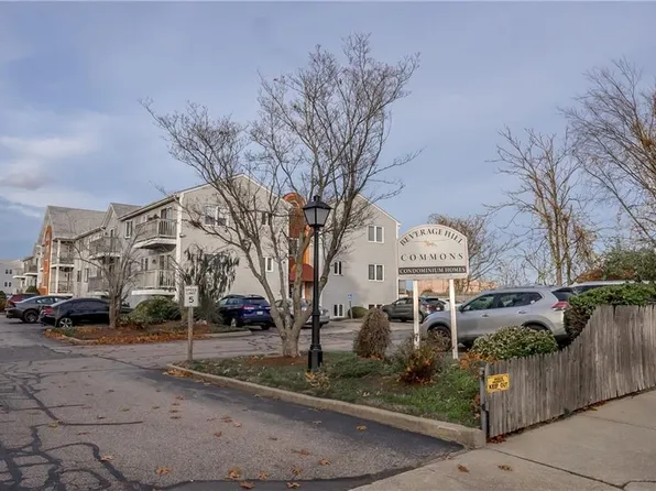 728 Beverage Hill Ave APT 11, Pawtucket, RI 02861