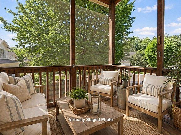 3rd image of 8709 Blakehurst Dr