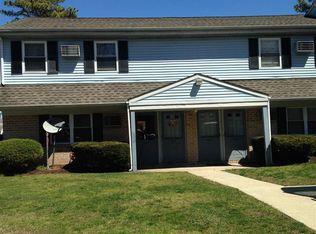 19A Oxford Vlg #19A, Egg Harbor Township, NJ 08234
