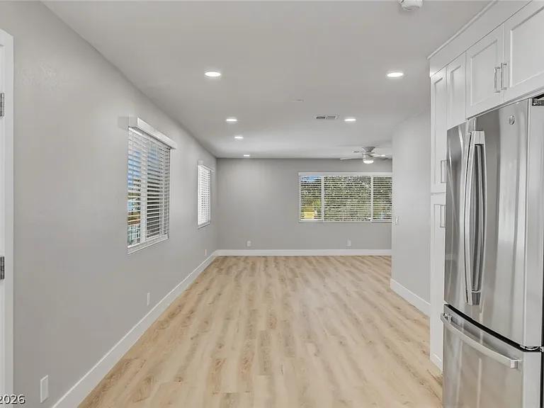 1800 8th Pl — Photo 34