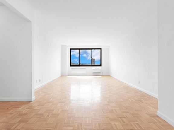 3rd image of 2186 5th Ave APT 15L
