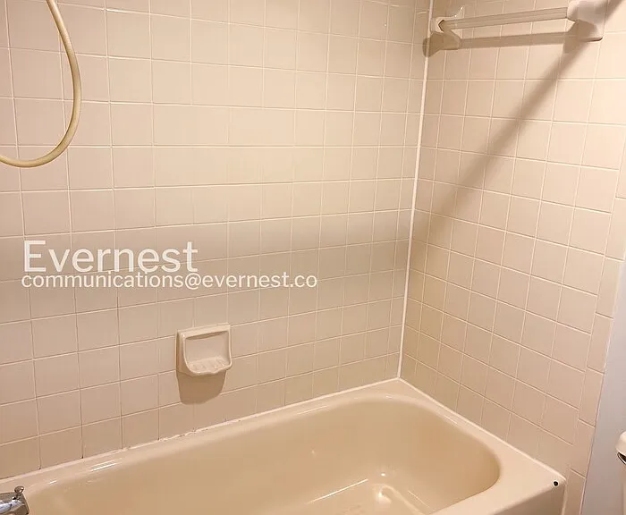 12135 Salemtown Dr — Photo 9