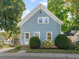 8 Willow St, Natick, MA 01760