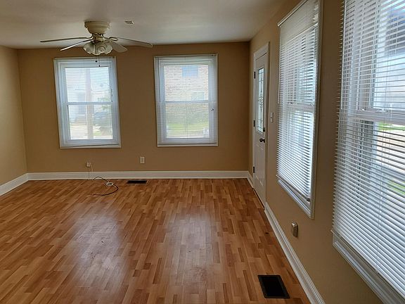 4th image of 6211 Cameron St