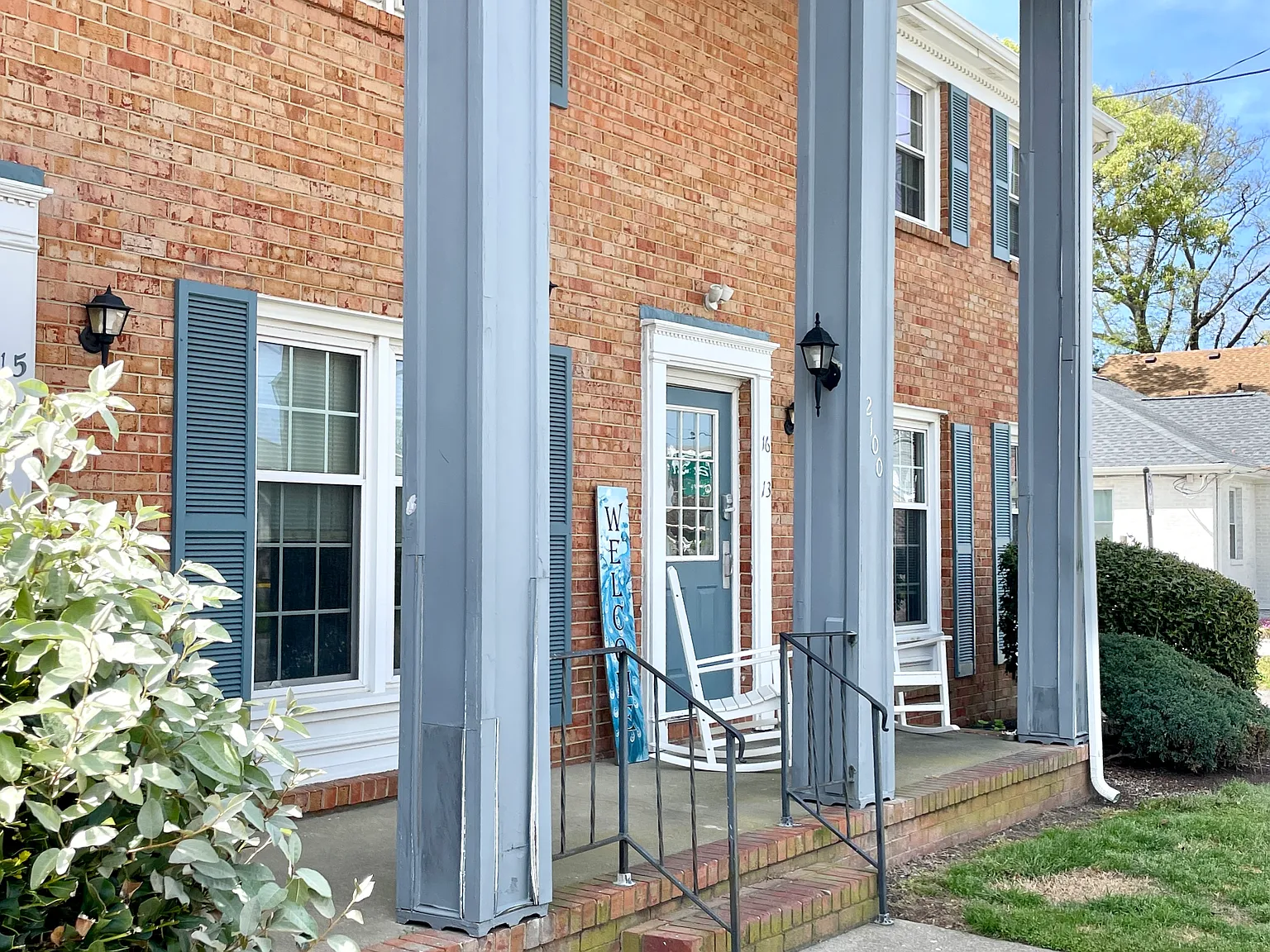 2 bed, 850 sqft, $1,800 — Photo 1