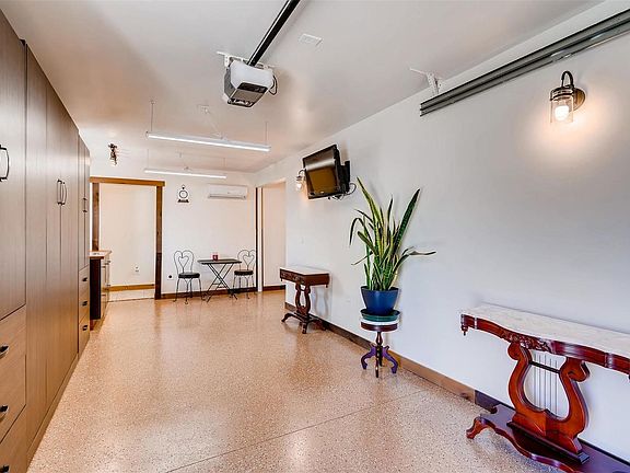 4th image of 2026 S Zuni St
