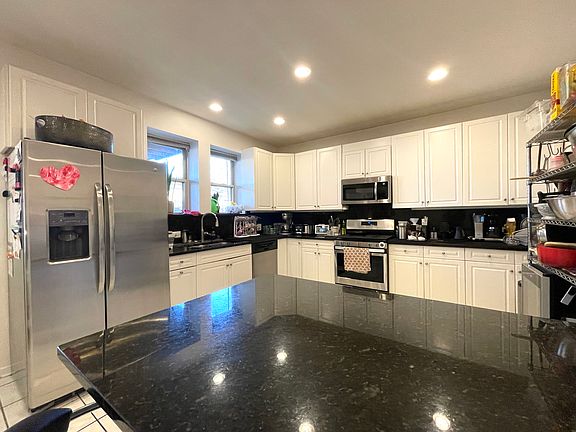 3rd image of 2429 N Albany Ave #1