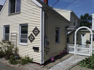 4 Lewis Ct, Gloucester, MA 01930