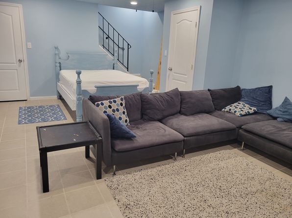 3300 Tremont Ave #BASEMENT