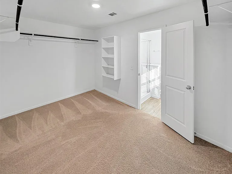 1328 Ventura Creek Dr — Photo 24