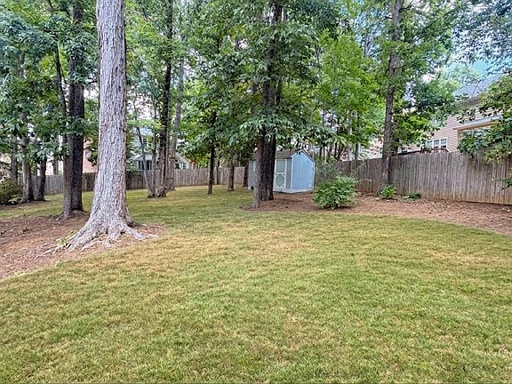4th image of 4000 Batiste Rd
