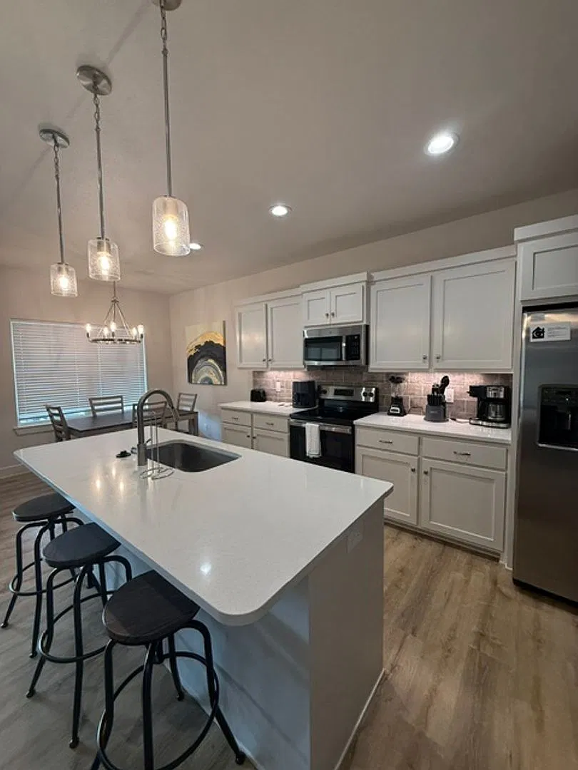 3852 Kala — Photo 2