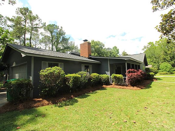 2nd image of 2710 Clayton Dr