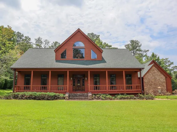 271 Woodland Heights Dr, Greenville, AL 36037