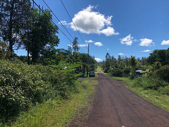 3rd image of Hibiscus Dr Lot 34