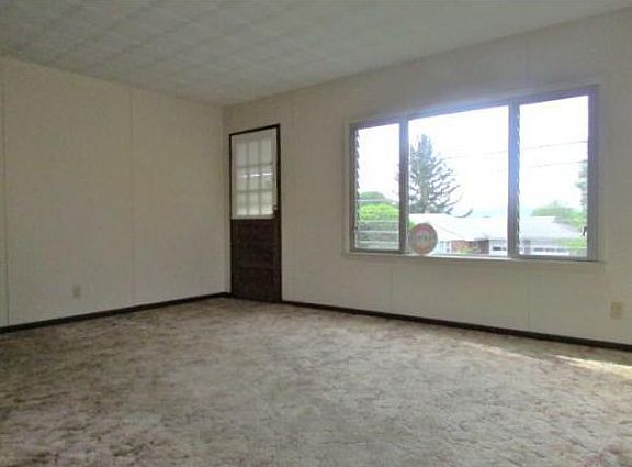 2nd image of 388 Conklin Ave