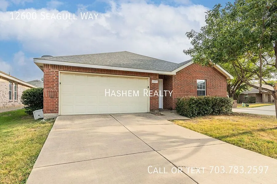 Photo 1 of 43 - 12600 Seagull Way - Frisco, TX Primary Photo - 12600 Seagull Way