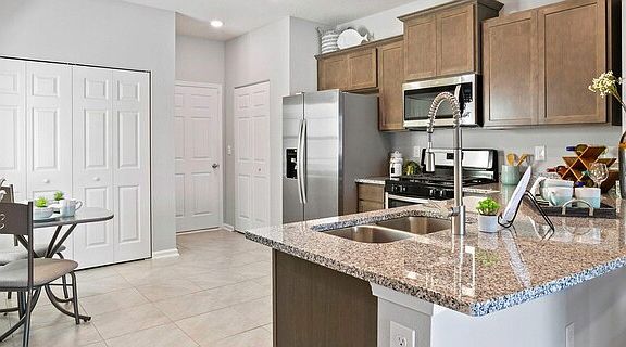 5th image of 52 Tahiti Shores Ct