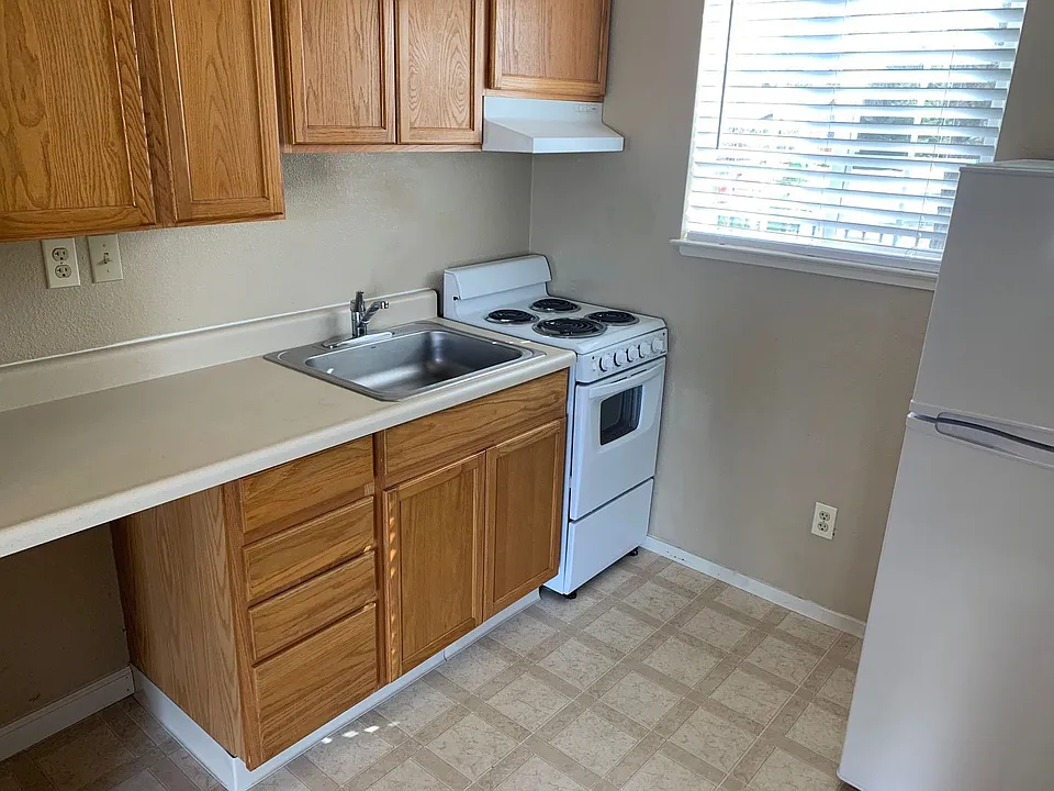 Stonecreek Apartments