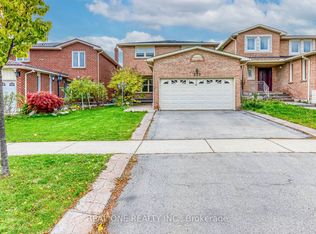 220 Kingsbridge Garden Cir, Mississauga, ON L5R 1L3