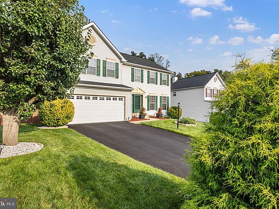 4th image of 15465 Ambergate Dr