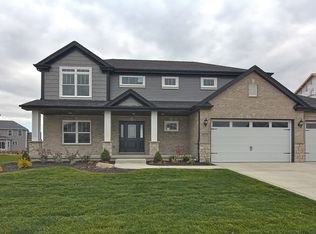 9775 Meadow Rose Ln, Saint John, IN 46373