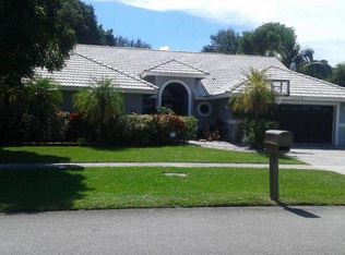 1423 Pine Valley Dr, Wellington, FL 33414