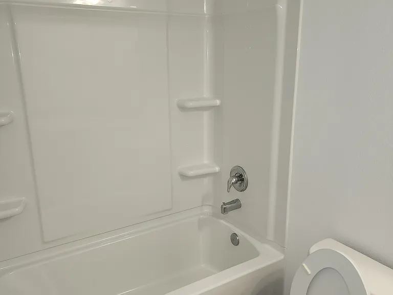 11805 Sylvia St — Photo 16