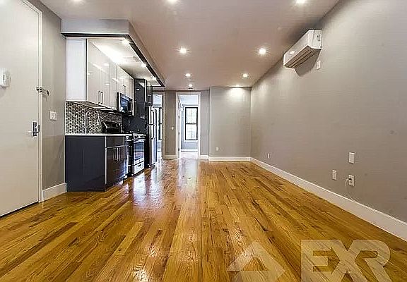 2nd image of 155 Tompkins Ave #4D