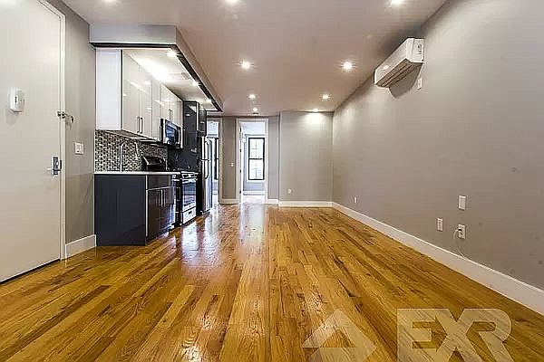 1st image of 155 Tompkins Ave #7