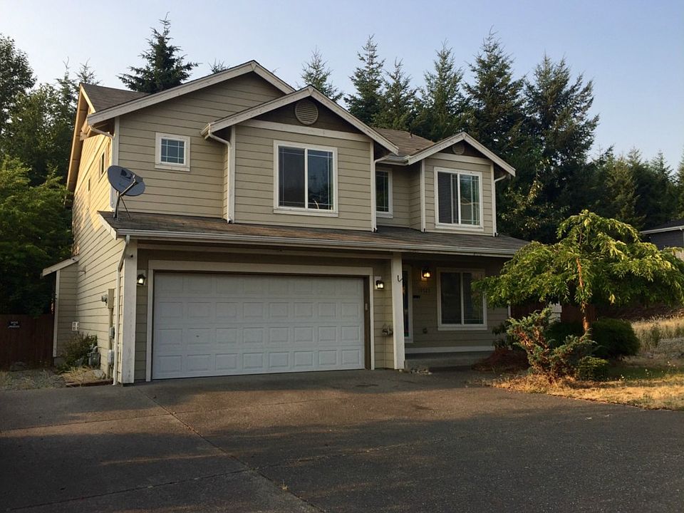 1st image of 19525 207th Street Ct E