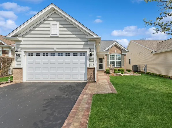 (undisclosed Address), Elgin, IL 60124