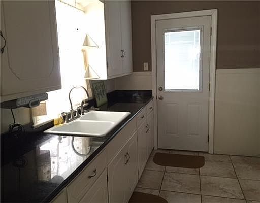 3rd image of 108 Shannon Ct