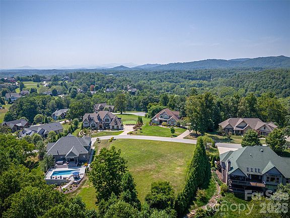 3rd image of 47 Lake Vista Dr #64