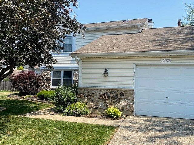 1st image of 237 Amberwood Ct