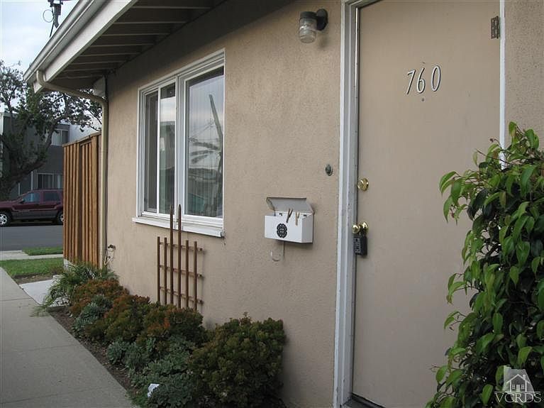 1st image of 760 Sidonia Ave