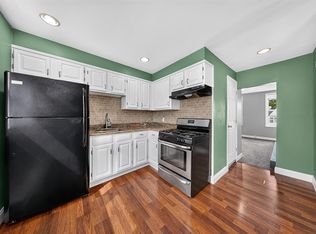 122 W 22nd St #2, Bayonne, NJ 07002